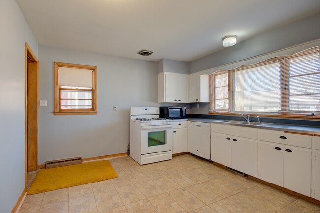 Photo - 509 E Jefferson St