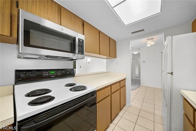 Building Photo - 3401 New South Province Blvd Unit 4