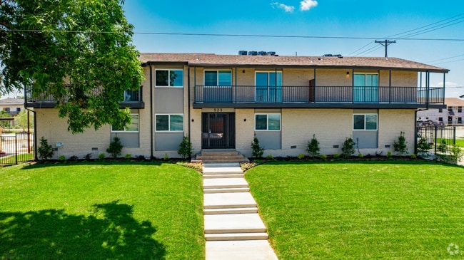 Building Photo - Parkside Green at Bishop Ridge Rental