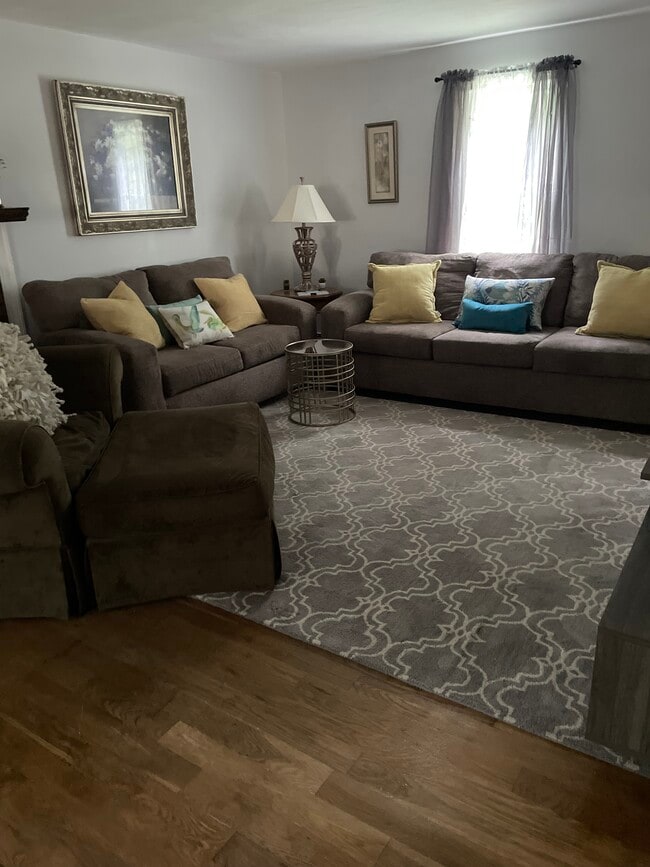 Photo - 185 Monhegan Rd Unit Main house