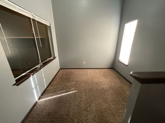 Photo - 3 bed, 2 bath, 1 car garage Duplex