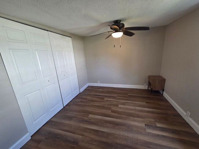 Photo - 1525 Oak Ave Unidad 1525 Oak Ave -  B