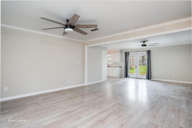 Photo - 9413 Garfield Dr