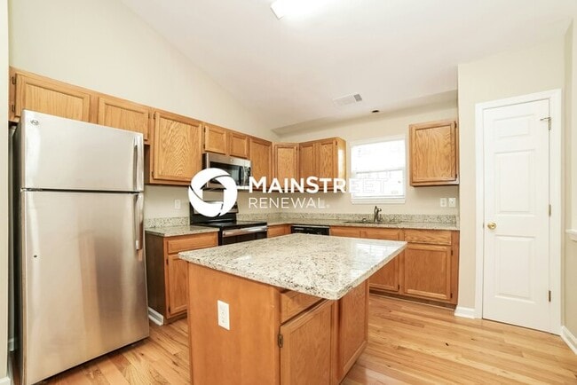3 Bedroom Pet-Friendly Home in Flowery Branch, GA with Main Street Renewal