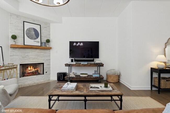 Photo - 1332 W Madison St Unit 3E