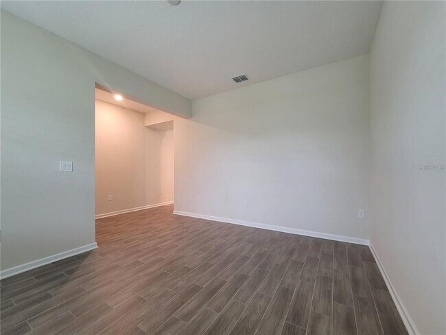 Photo - 5579 Bakewell Pl