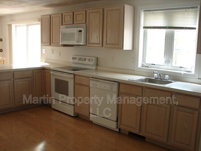 Photo - 43 Juniper St