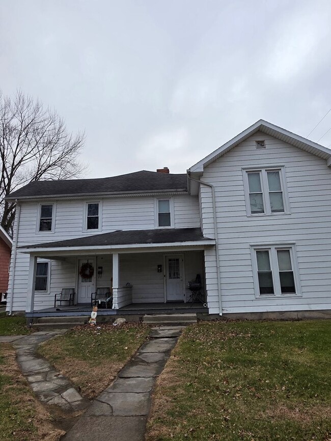 Photo - Updated and Spacious Duplex in BG