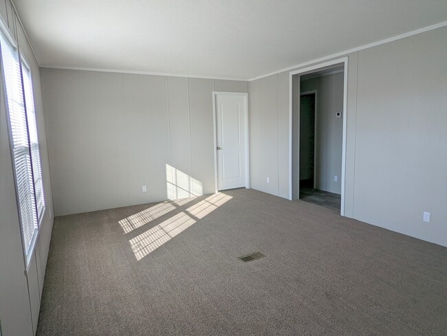 Photo - 521 Washington