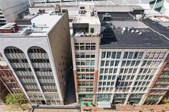 Photo - 941 Penn Ave