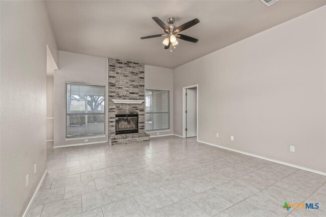 Photo - 313 Meadowbrook Dr