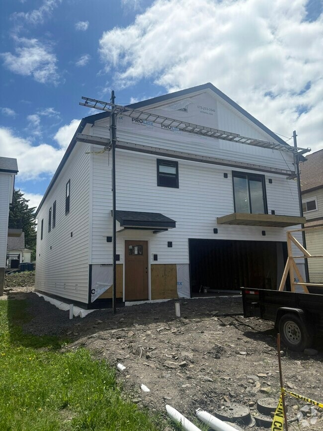 Building Photo - 1109 S Webster Ave Rental