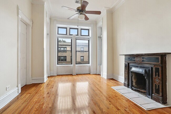 Photo - 2050 W North Ave Unit 3