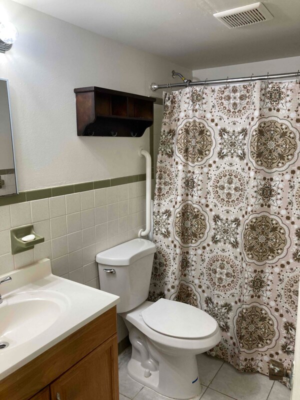 Photo - 107 NE 8th St