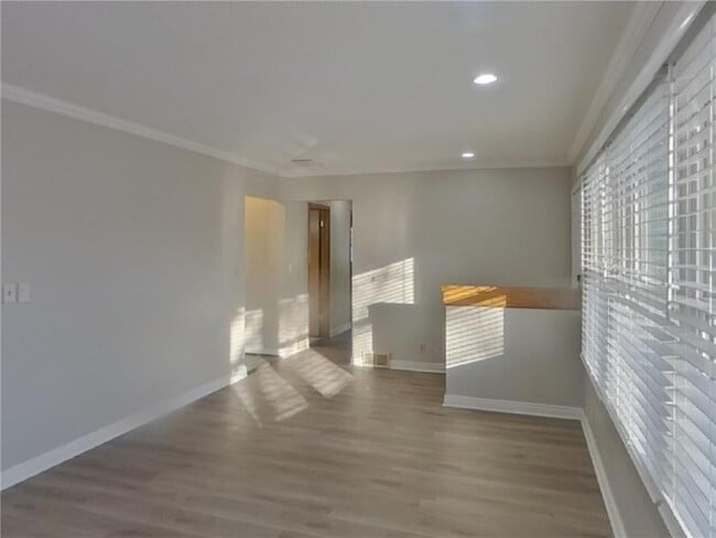 Photo - 8407 Lower 208th St W