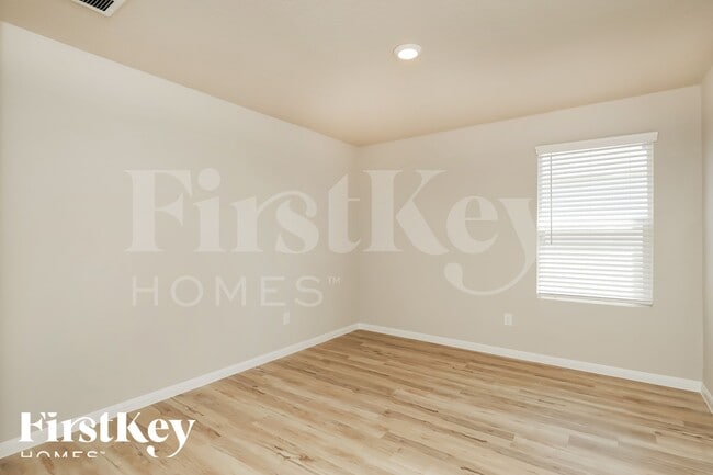 Photo - 9984 Sarrebourg St