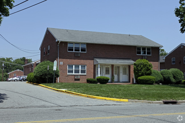 Building Photo - Troy Gardens Apartments