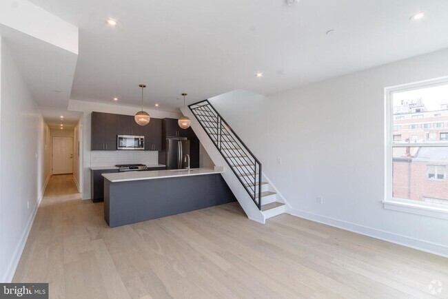Building Photo - 125 South St Unit 301 Rental