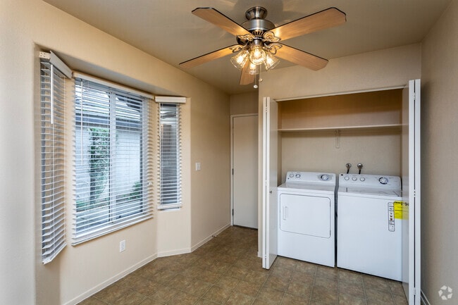 Renoir 2BR, 2BA - 1,374SF - Dining Area