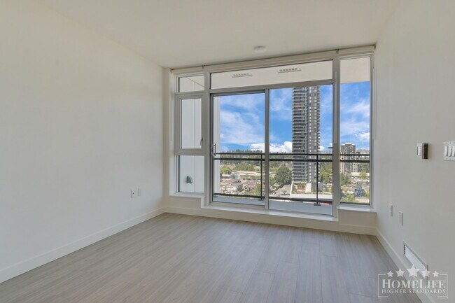 Photo - 1 Bed, 1 Bath Condo for rent in Surrey Central! Unit 1507