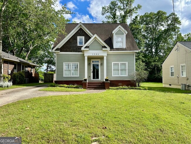 Photo - 1594 Hardin Ave