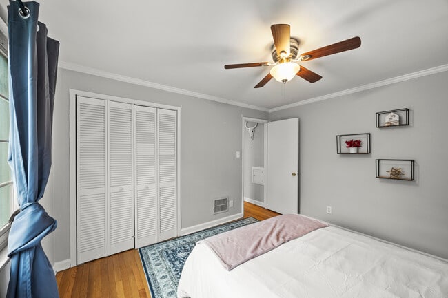 Photo - 1744 E Broad St