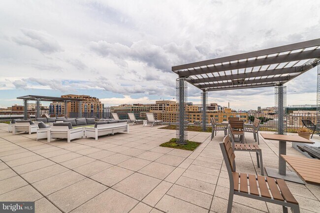 Photo - 1 Scott Cir NW Unidad 1