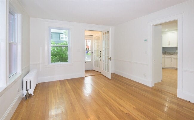 Photo - 24 Oak St