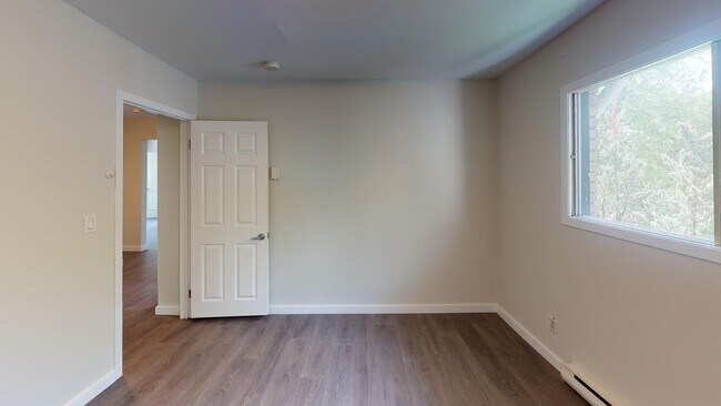 Photo - 101 Albert St Unit 5