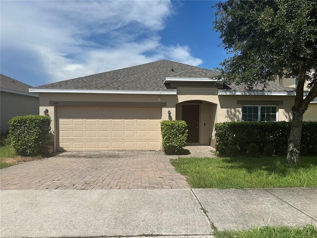Building Photo - 477 Kestrel Dr
