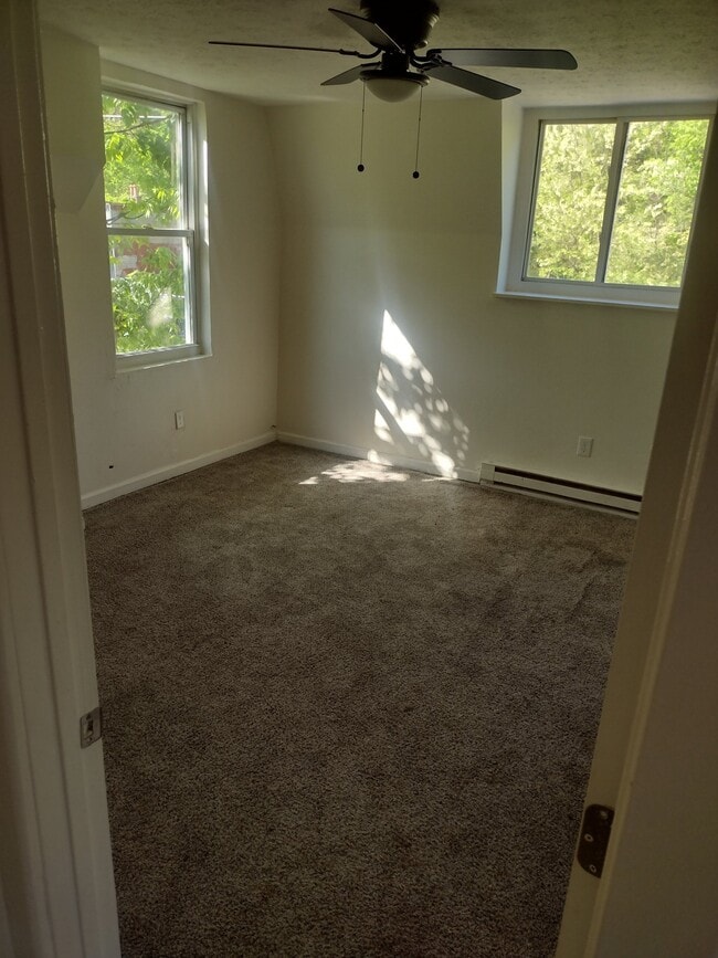 Photo - 2556 Beekman St Unit 301