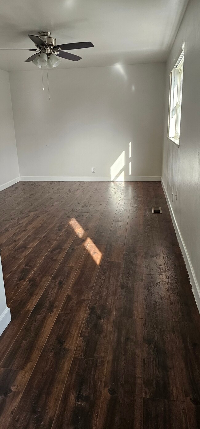 Photo - 1063 Willow Brook Dr