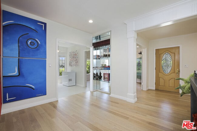 Photo - 3028 Motor Ave