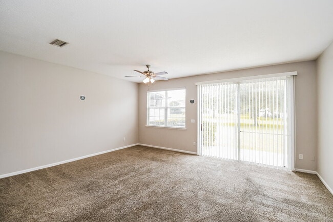 Photo - 3645C Creswick Cir