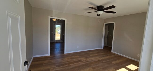 Photo - 7619 Parkview Dr