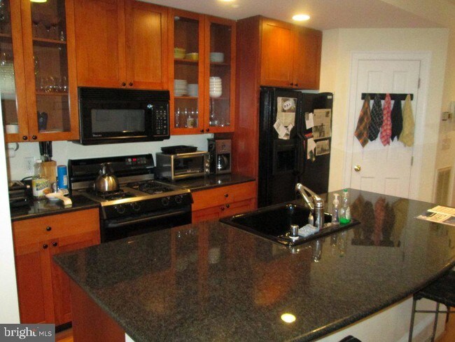 Photo - 1529 Q St NW Unidad 1