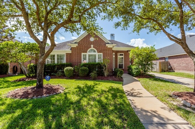 Photo - 21915 Rivergate Ct