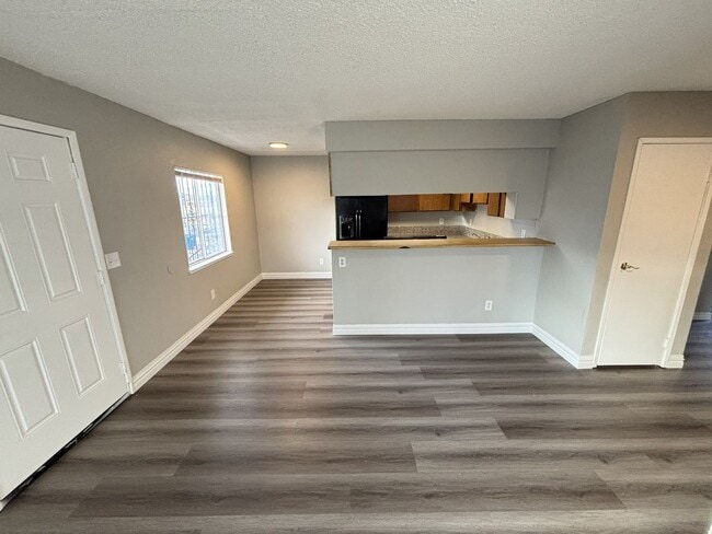 Photo - 3431 E Cheyenne Ave Unit 1