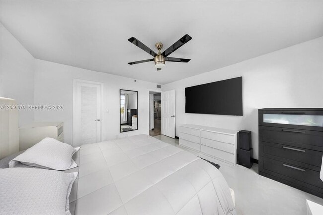 Photo - 3001 W Rolling Hills Cir Unidad 610