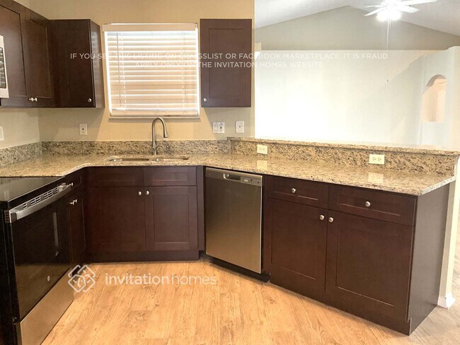 Photo - 749 Terranova Ln