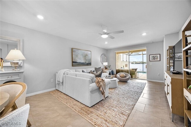 Photo - 14610 Edgewater Cir