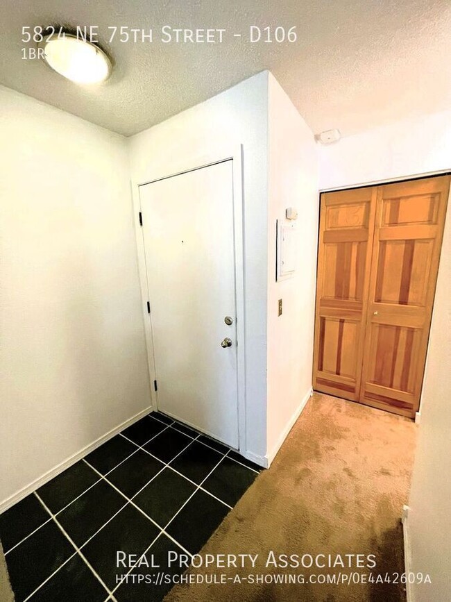 Photo - 5824 NE 75th St Apartment Unit D106