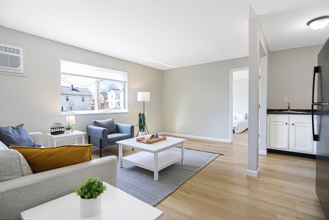 Photo - Riverview Apartments