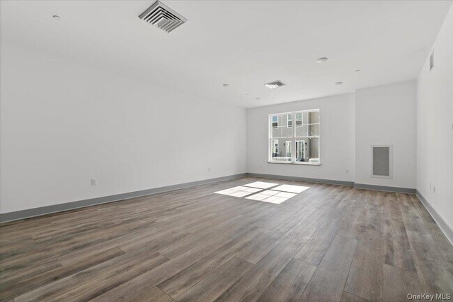 75 Forester Ave Unit 225
