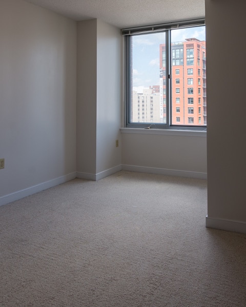 Photo - 555 Massachusetts Ave NW Unidad 912