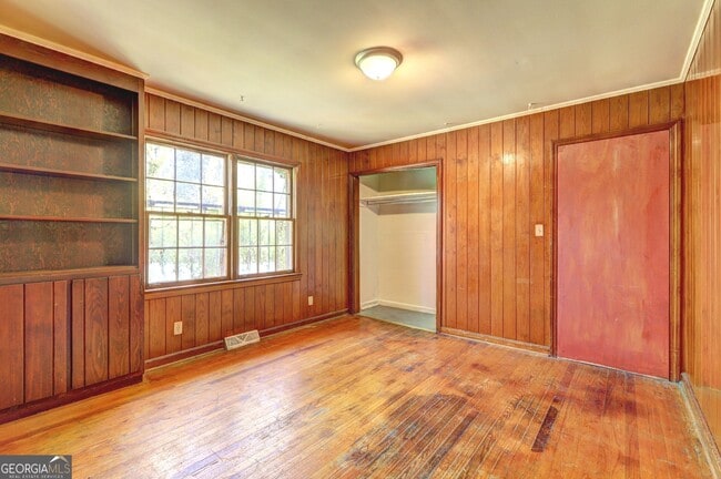 Photo - 2539 Kensington Rd
