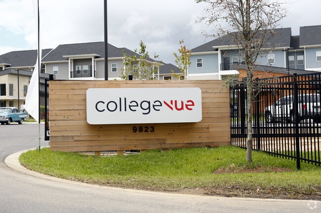 Photo - College Vue