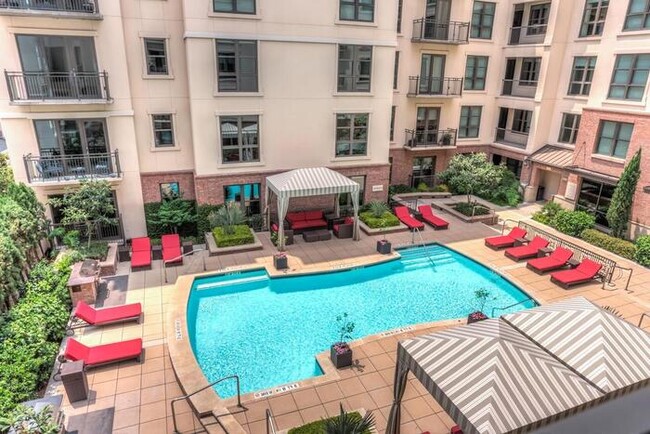 Photo - 2929 Westheimer Rd Condo Unit b3