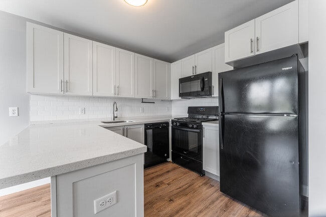 Photo - 18 Canfield St Unit 3H