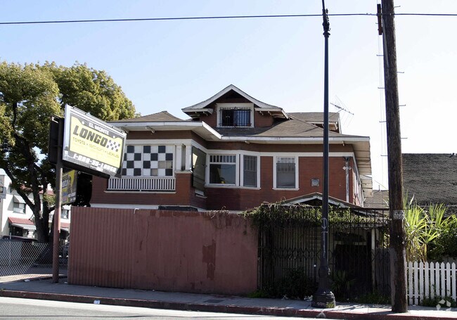Photo - 232 N Avenue 54